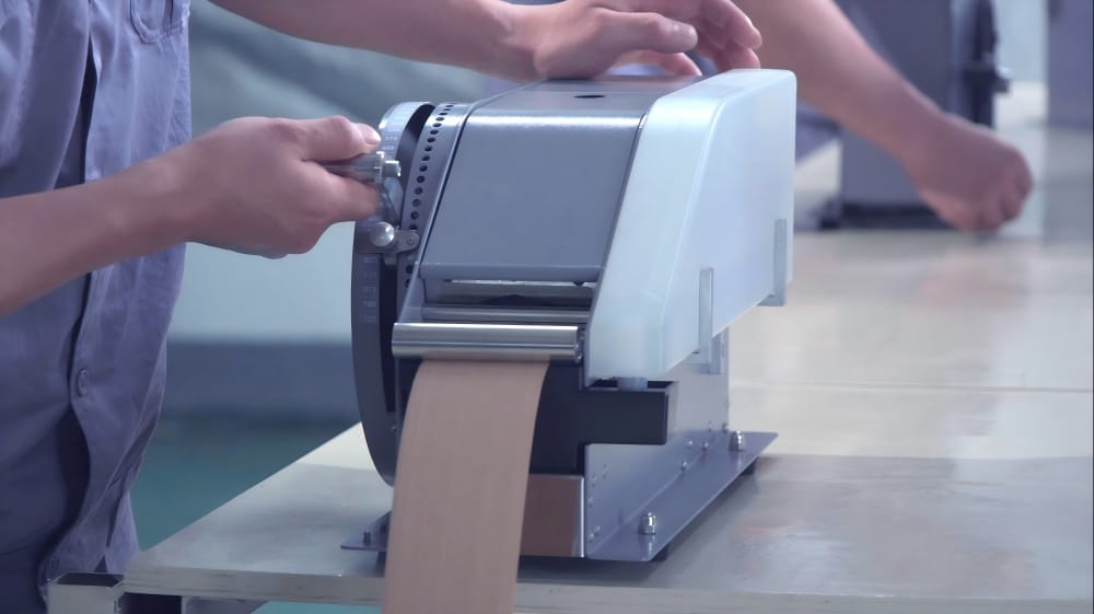 Water-Activated-Tape-Dispenser-manual