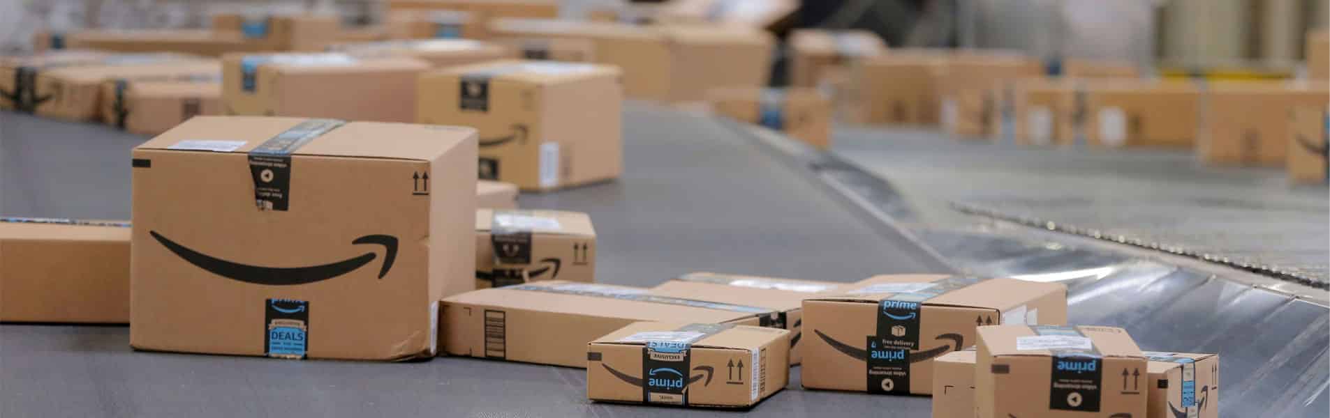 Water-Activated-Tape-&-Dispensers-for-Efficient-Packaging-Solutions